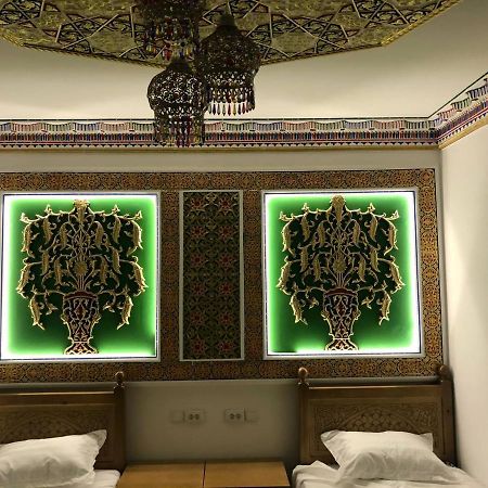 Tasvir Hotel Bukhara Eksteriør bilde