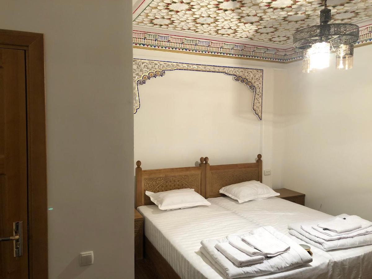 Tasvir Hotel Bukhara Eksteriør bilde